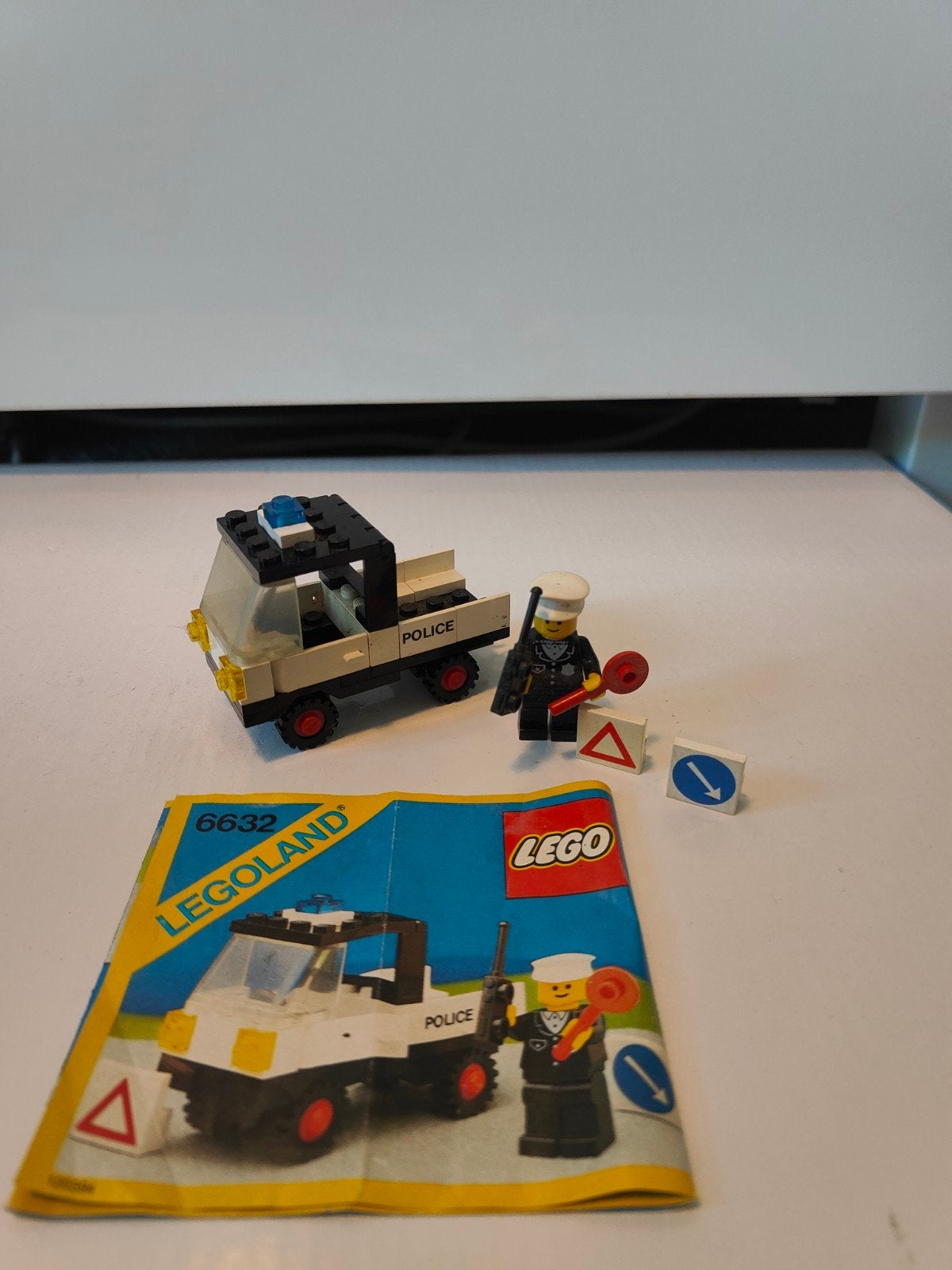 LEGO Legoland 6632 Politie Pick-up met Agent en Instructies, Compleet, Gebruikt, Lego, Ophalen of Verzenden