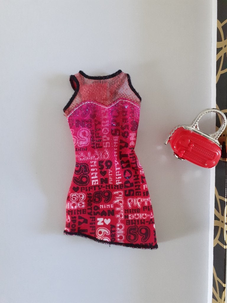 Barbie Fashion Fever/Fashionistas kleding 80/90, Ophalen of Verzenden, Gebruikt, Kleertjes