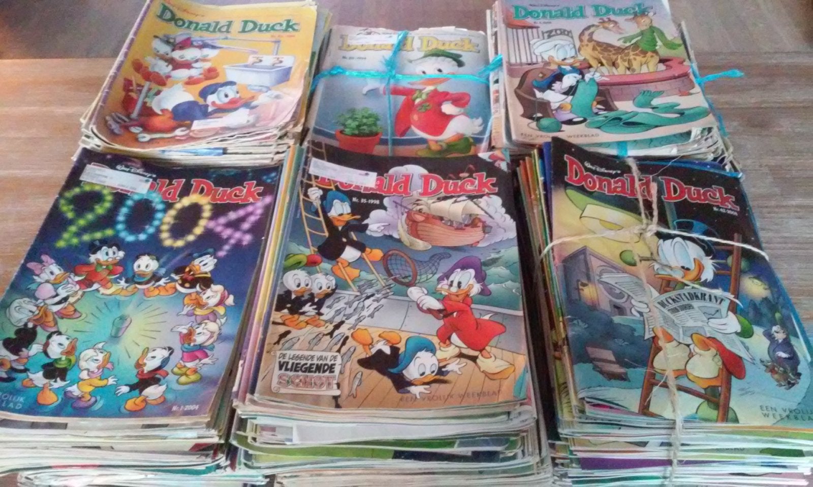 600 Donald Duck weekbladen (per stapel van 100), Boeken, Meerdere stripboeken, Ophalen of Verzenden, Gelezen