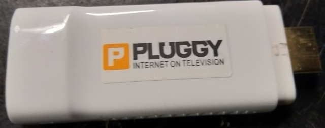 Pluggy dongle internet on TV, Ophalen of Verzenden, Zo goed als nieuw