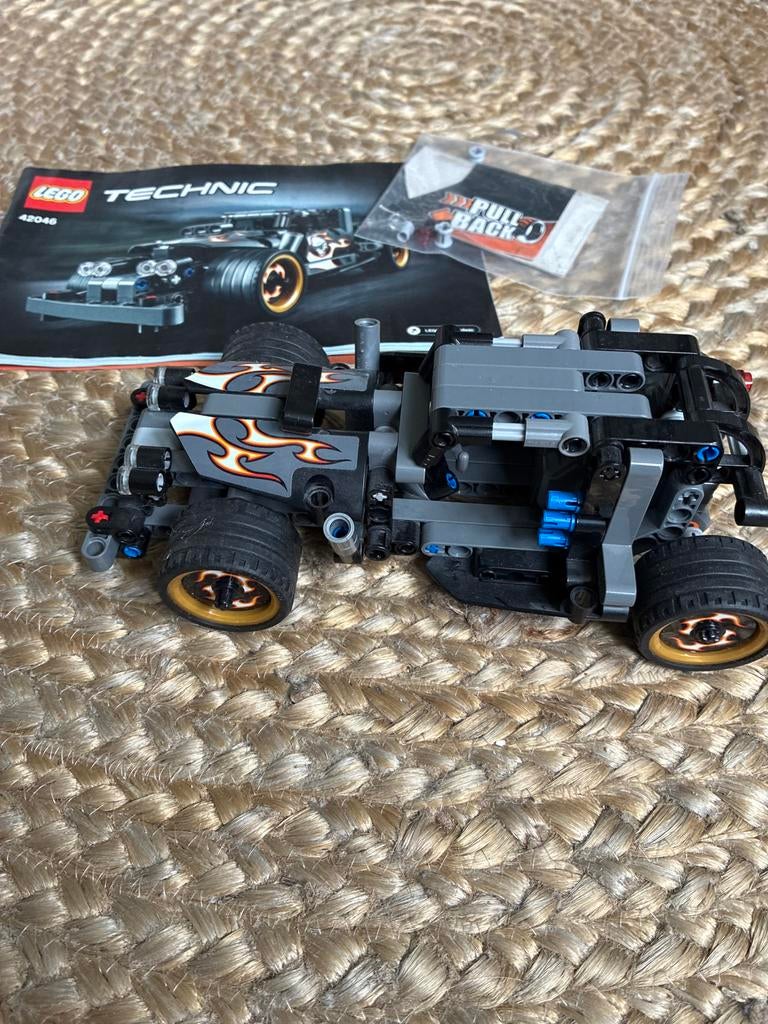 LEGO Technic 42046 - Race Truck met Pull-Back Motor, Ophalen, Gebruikt
