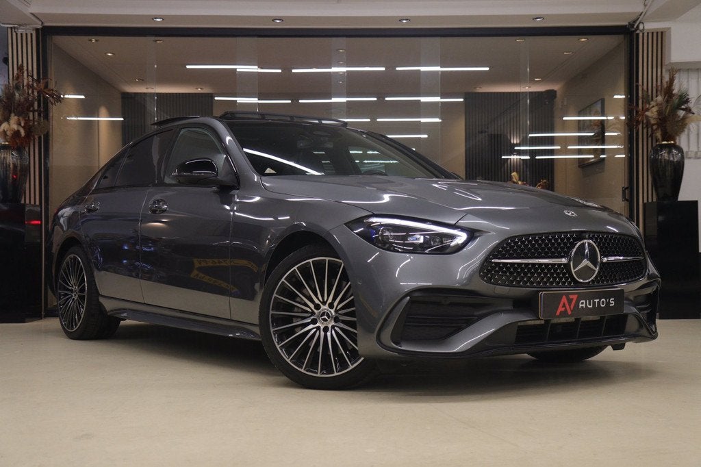 Mercedes-Benz C-klasse 300 E AMG Line NAP/PANO/HUD/CARPLAY/S, Automaat, Euro 6, 4 cilinders, 167 km/l