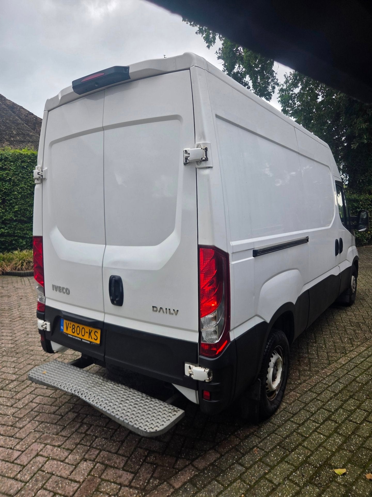 Iveco Daily 35S12V 2.3 352 Euro 6, Auto's, Gebruikt, Euro 6, Iveco, Wit