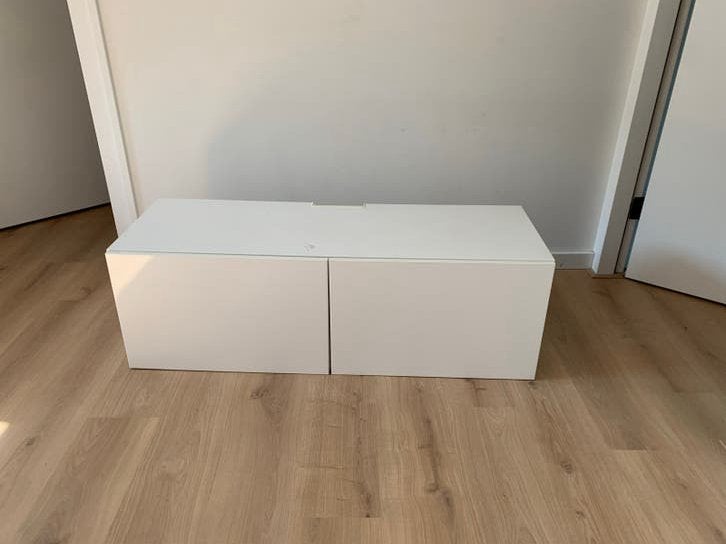Ikea Besta tv meubel wit met hoogglansdeurtjes, Ophalen, Gebruikt