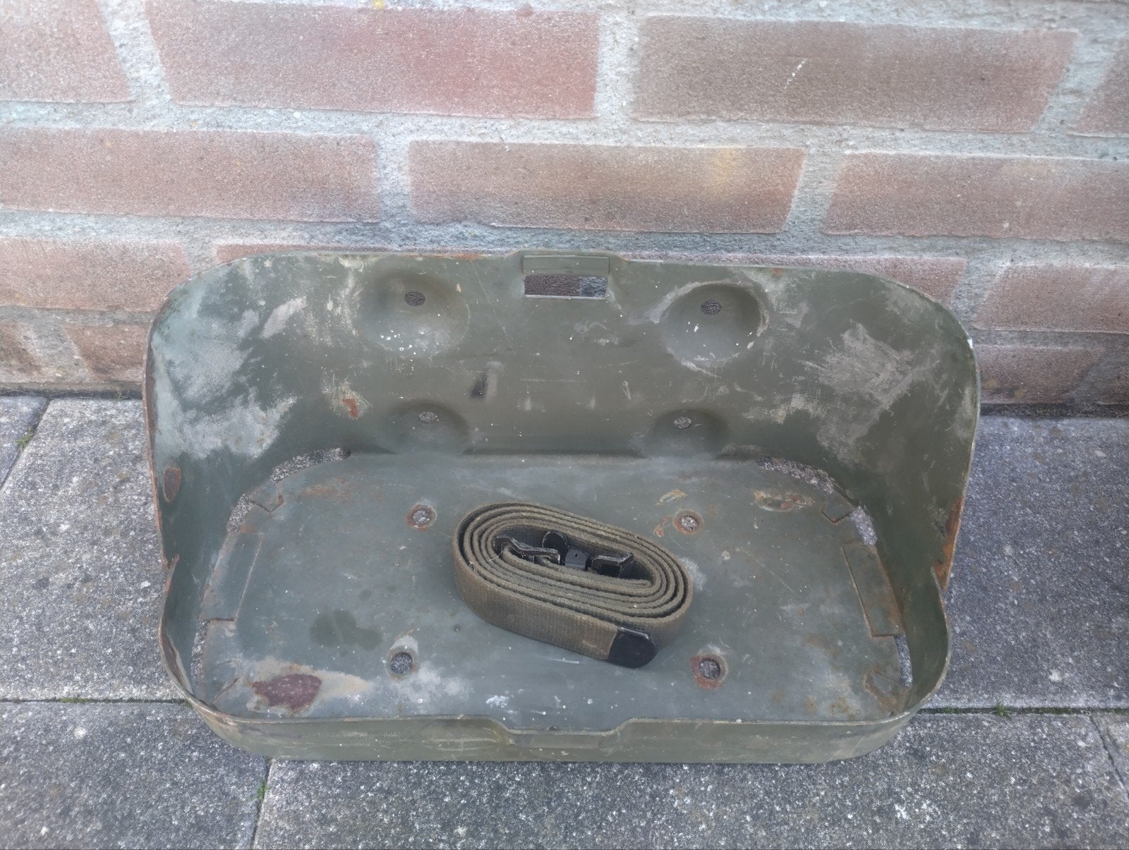 Originele, military jerrycan Houder + strap, USMC, MS-53052, Ophalen of Verzenden, Landmacht, Nederland, Overige typen
