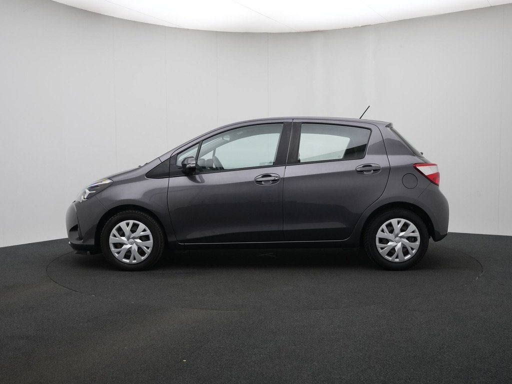 Toyota Yaris 1.0 VVT-i Active ||achteruitrijcamera/ Auto. Ai, Auto's, Toyota, 12 maanden, Stof, 730 kg, Handgeschakeld