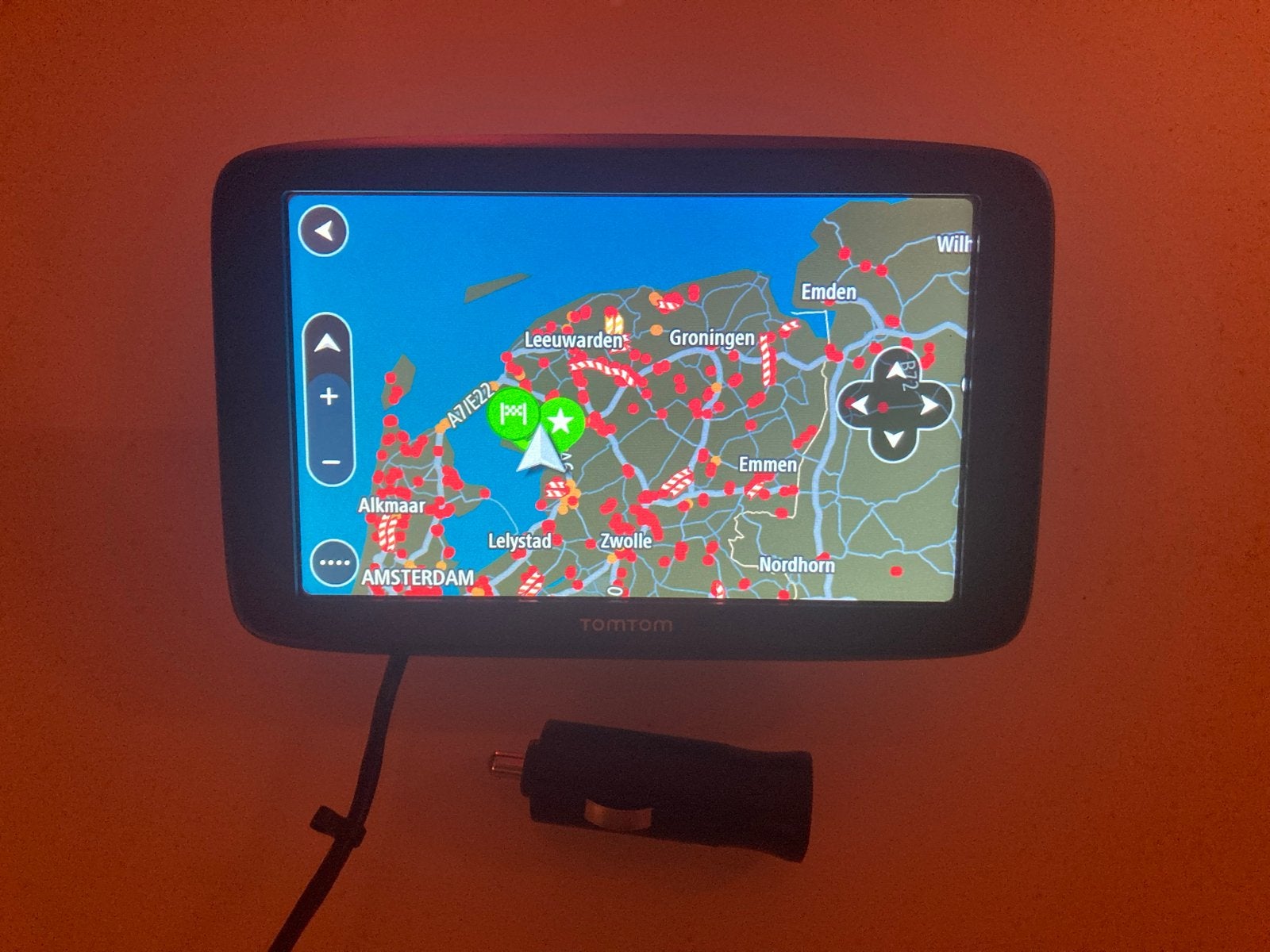 TomTom navigatiesysteem met accessoires, Ophalen of Verzenden, Gebruikt