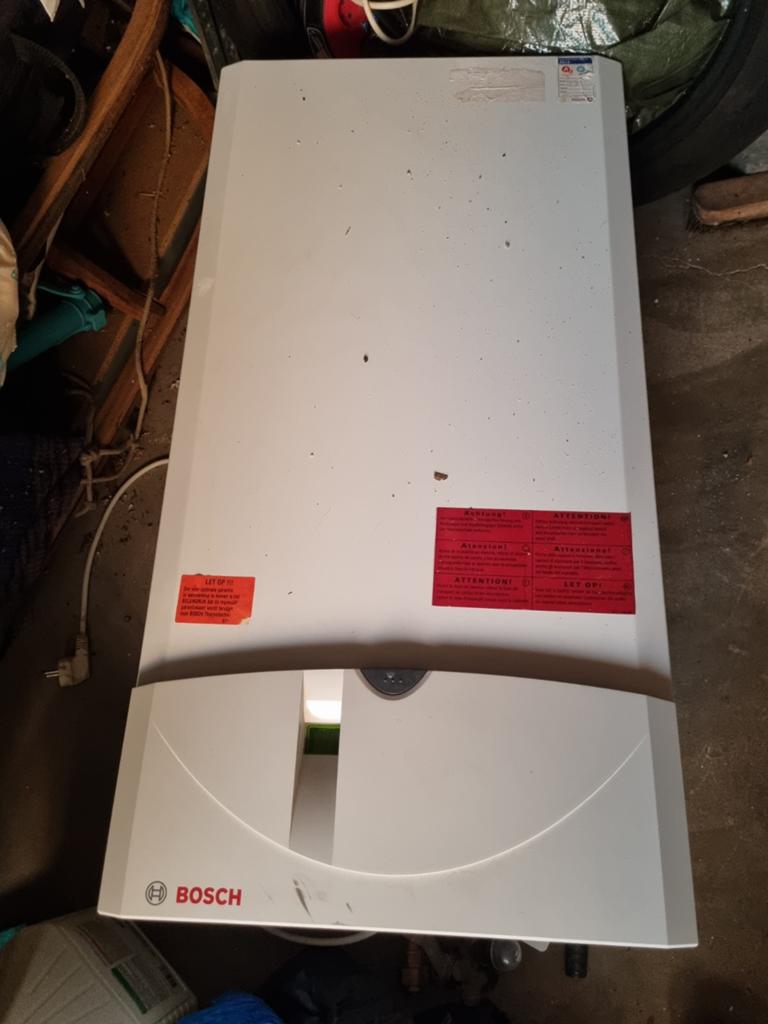 Bosch Cv-ketel 2014 - Werkt, ook voor onderdelen, Doe-het-zelf en Verbouw, Verwarming en Radiatoren, Ophalen, Gebruikt, Minder dan 200 watt