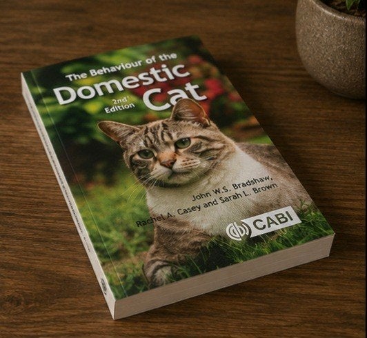 The Behaviour of the Domestic Cat - 2nd Edition, Ophalen of Verzenden, Zo goed als nieuw, John W.S. Bradshaw, Rachel A. Casey, Sarah L. Brown