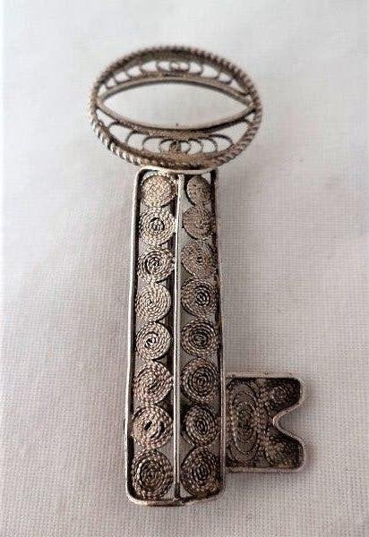 Antieke Italiaanse zilveren filigrain broche, Sleutel 917, Ophalen, Zilver, Broche