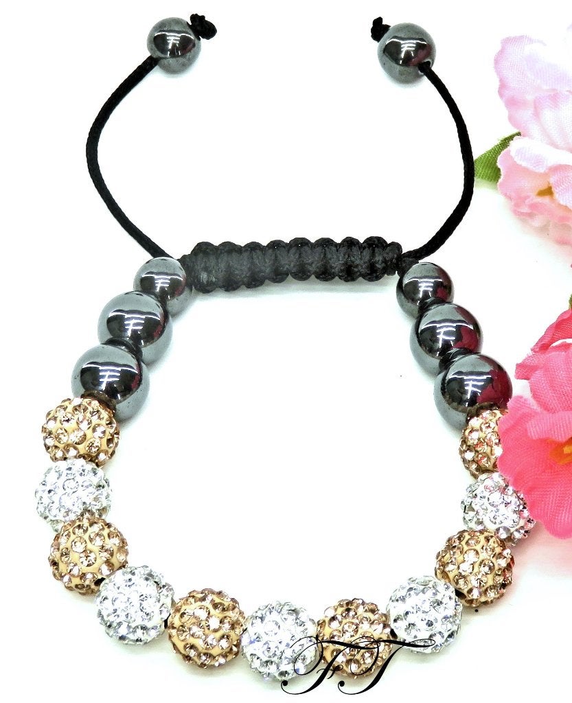 Shamballa armband met goud plated en wit strass stenen., Overige materialen, Wit, Nieuw, Ophalen of Verzenden