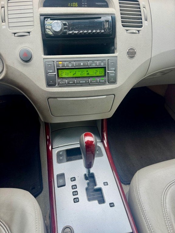 Hyundai GRANDEUR 3.3i V6 Style AUT LEER CLIMA PDC NAP APK, Auto's, Bedrijf, 3342 cc, Grandeur, 1639 kg
