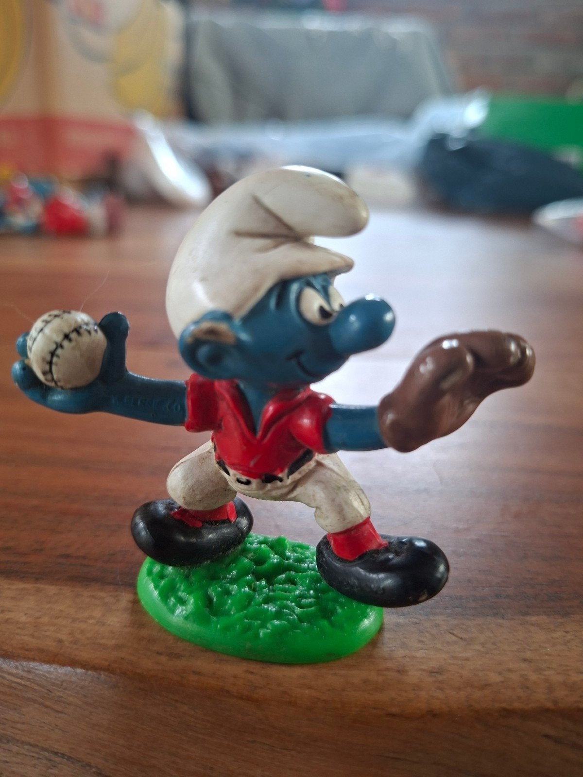 Baseball werper smurf pitcher schleich peyo, Verzamelen, Smurfen, Ophalen of Verzenden, Gebruikt, Overige Smurfen, Poppetje, Figuurtje of Knuffel