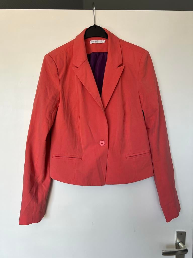Koraalrood Only blazer maat 40, Kleding | Dames, Maat 38/40 (M), Overige kleuren, Ophalen of Verzenden, Zo goed als nieuw