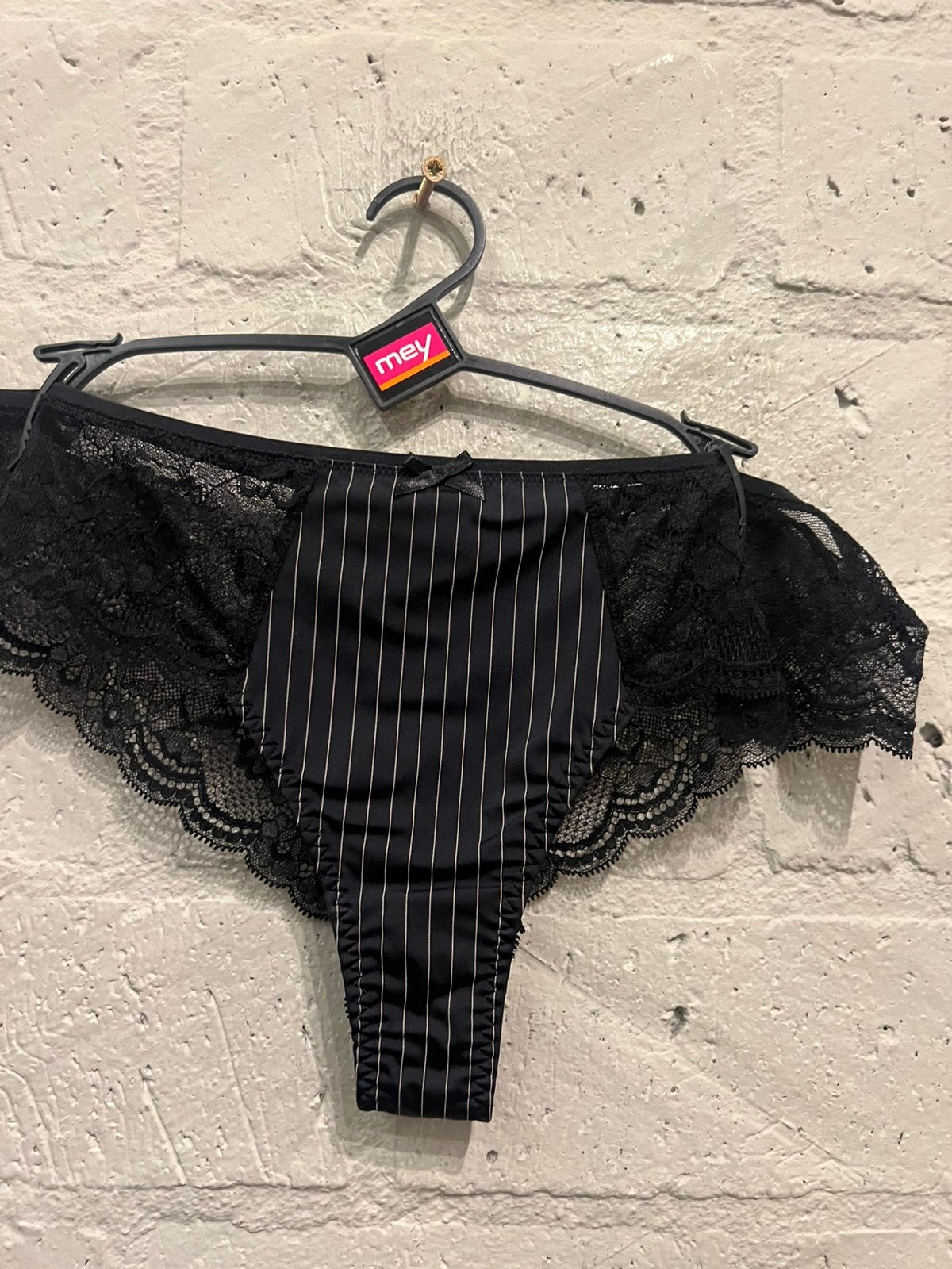 Rosa faia string maat 44 NIEUW!! Nu €7,50, Ophalen of Verzenden, String