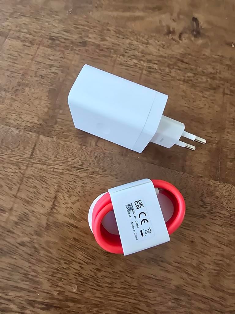 Originele OnePlus 160W Oplader en Kabel - Nieuw!, Telecommunicatie, Mobiele telefoons | Telefoon-opladers, Ophalen of Verzenden