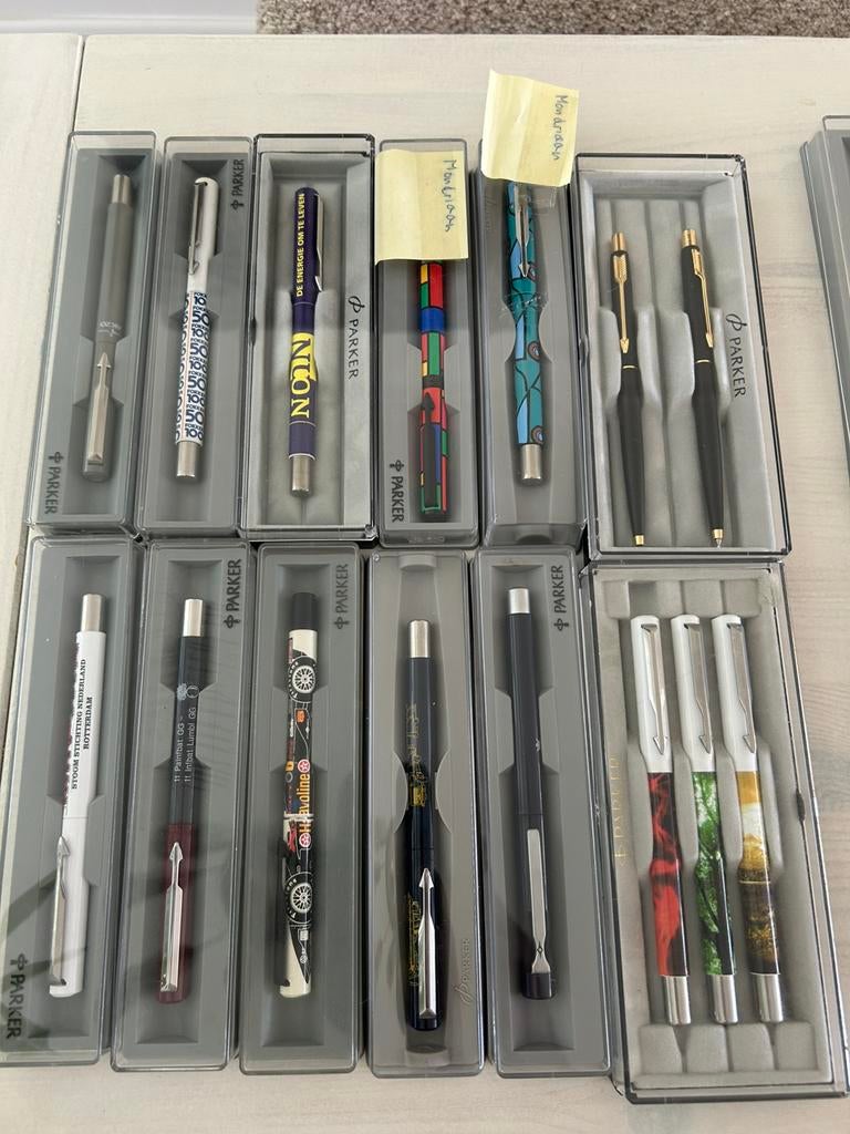 Kavel parker pennen, Verzamelen, Pennenverzamelingen, Ophalen of Verzenden, Zo goed als nieuw, Balpen, Parker