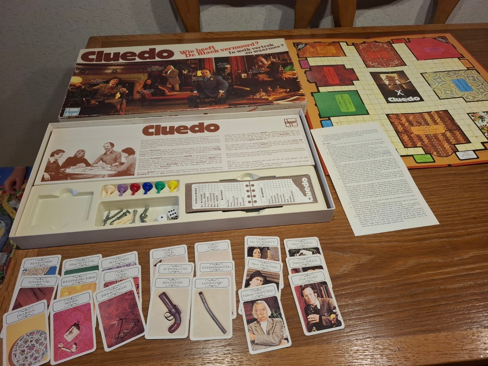 Cluedo Bordspel - Klassieke Detective Game, Hobby en Vrije tijd, Gezelschapsspellen | Bordspellen, Postbus 3000, 3800 DA Amersfoort, Nederland