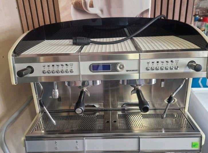 Wega Greenline,Espresso Machine 230v, Stoompijpje, Gebruikt, Espresso apparaat, 10 kopjes of meer