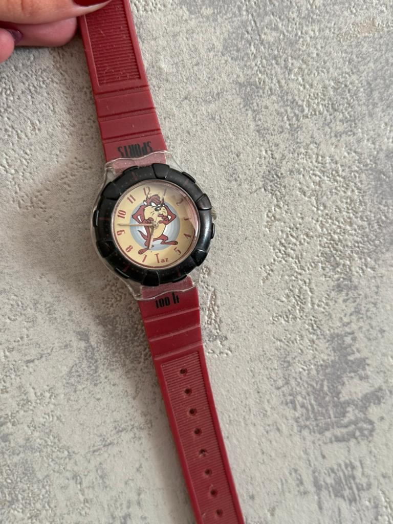 Vintage Looney Tunes Taz horloge - Rood - Gebruikt, Sieraden, Tassen en Uiterlijk, Horloges | Kinderen, Gebruikt, Jongen of Meisje