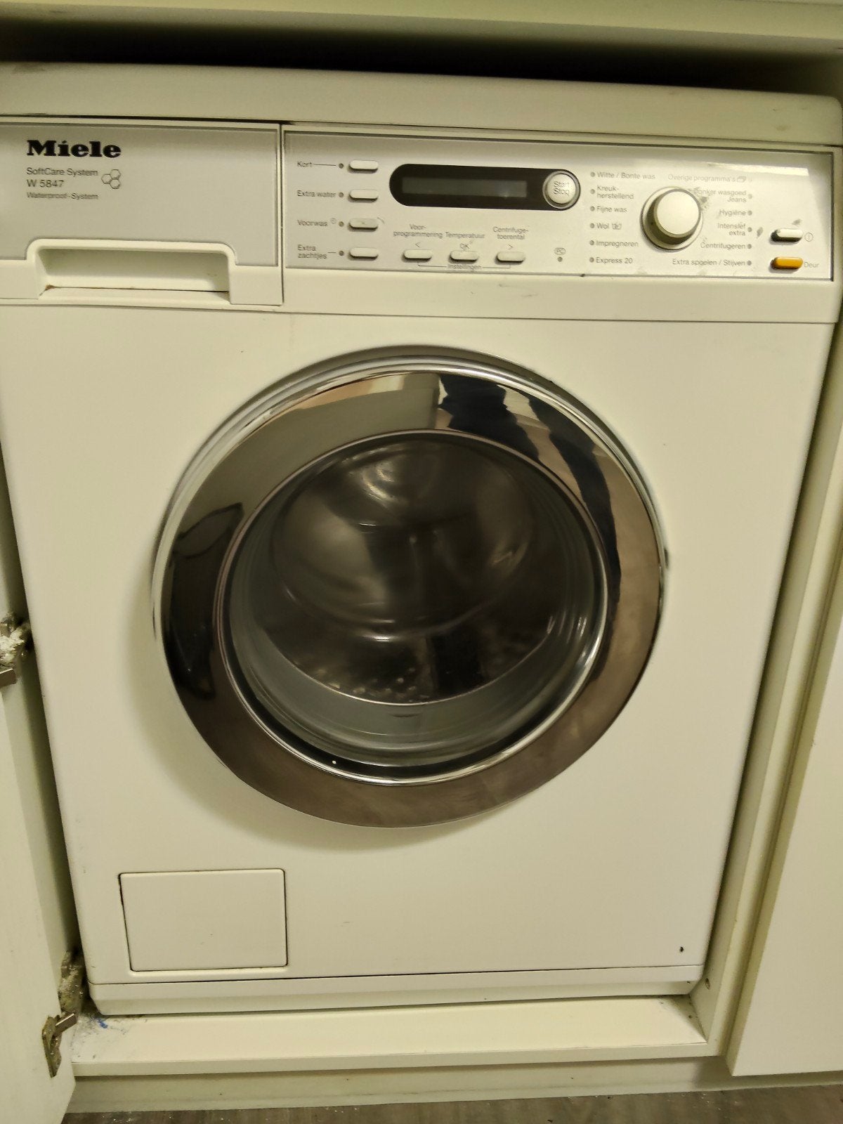Miele W 5843 SoftCare System Wasmachine, Ophalen, Gebruikt, Voorlader, Wolwasprogramma