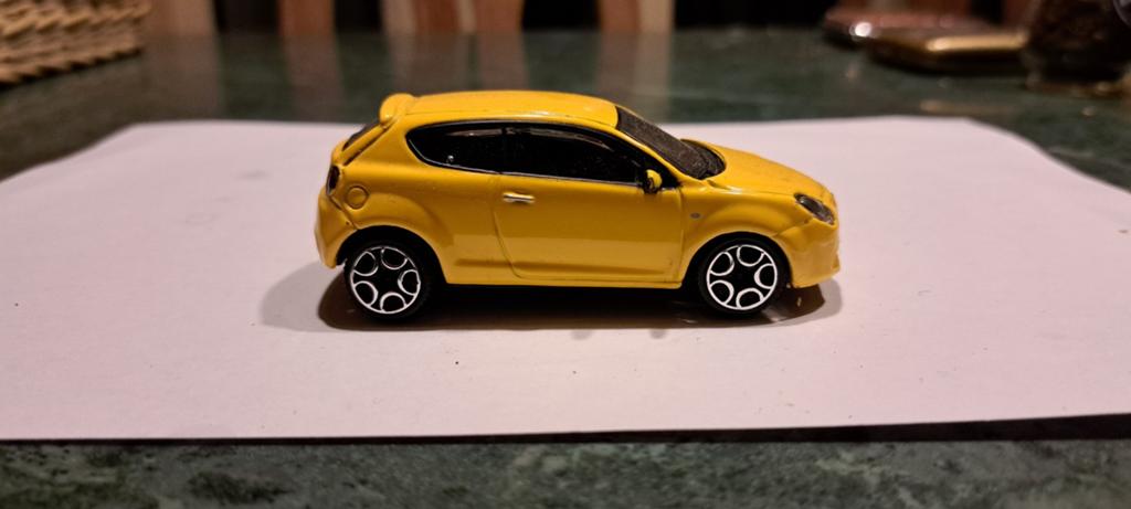 Alfa romeo mito 1:43, Ophalen of Verzenden, Auto, Overige merken