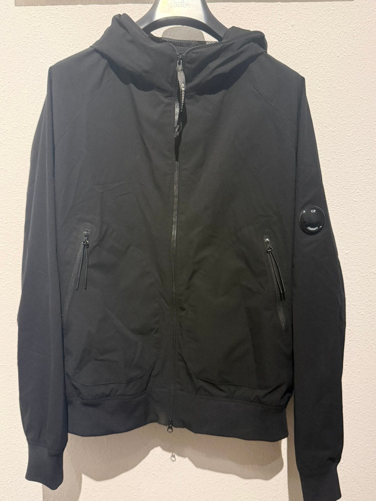 CP Company Windbreaker | Maat M | Zwart | Nette Staat!, Ophalen, Zo goed als nieuw, Maat 48/50 (M), Zwart