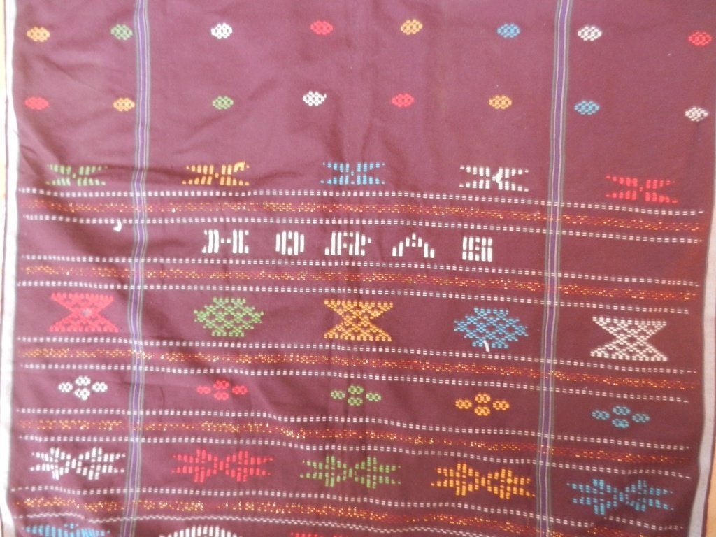 Omslagdoek / sarong Indonesie Batak met tekst HORAS 64x155, Ophalen of Verzenden