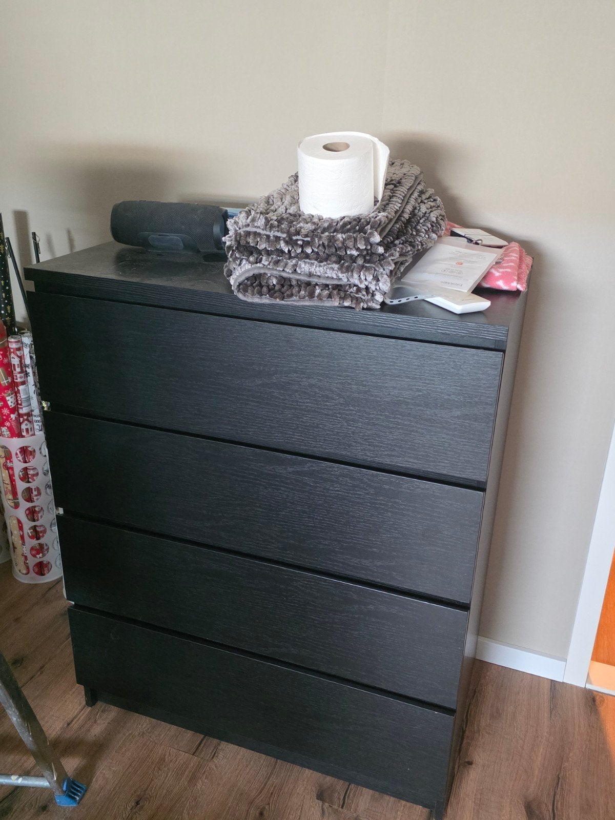 IKEA Ladekast - Zwart (4 laden), Huis en Inrichting, Kasten | Ladekasten, Ophalen, Gebruikt, 100 tot 150 cm, 50 tot 100 cm
