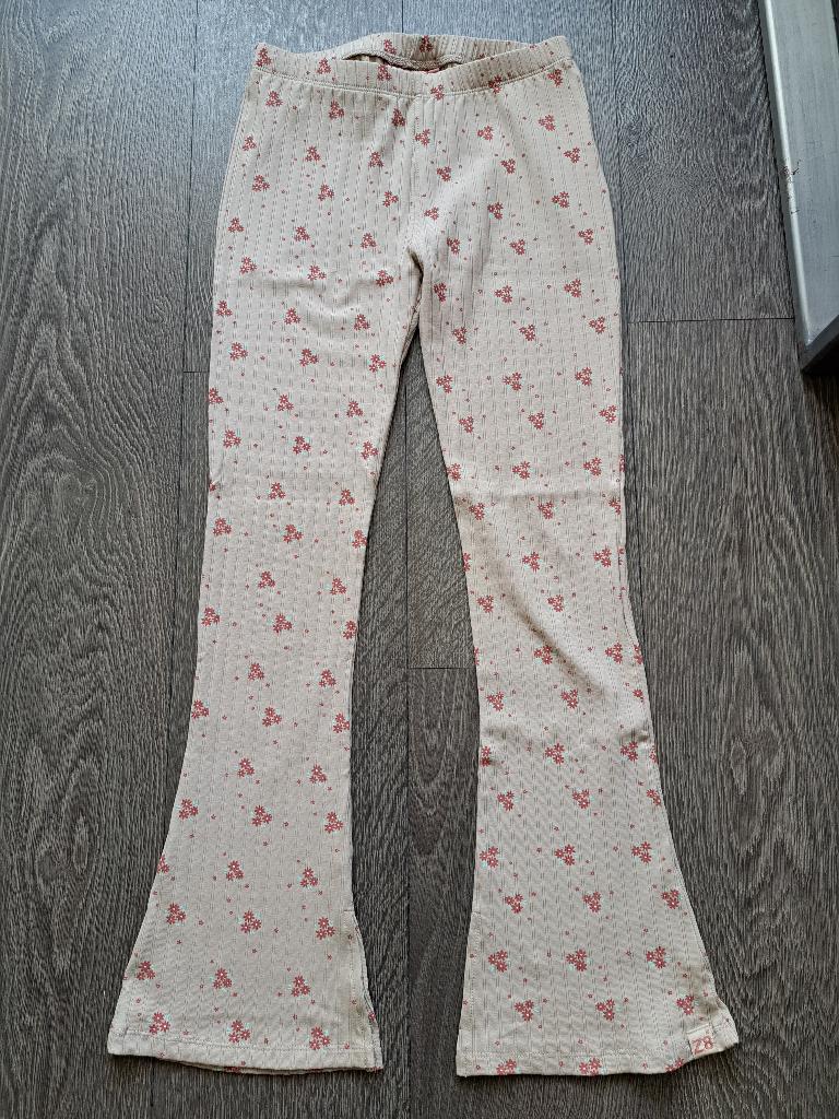 Meisjes flared Broek  Z8  - 140  jusa17, Broek, Meisje, Z8, Ophalen of Verzenden