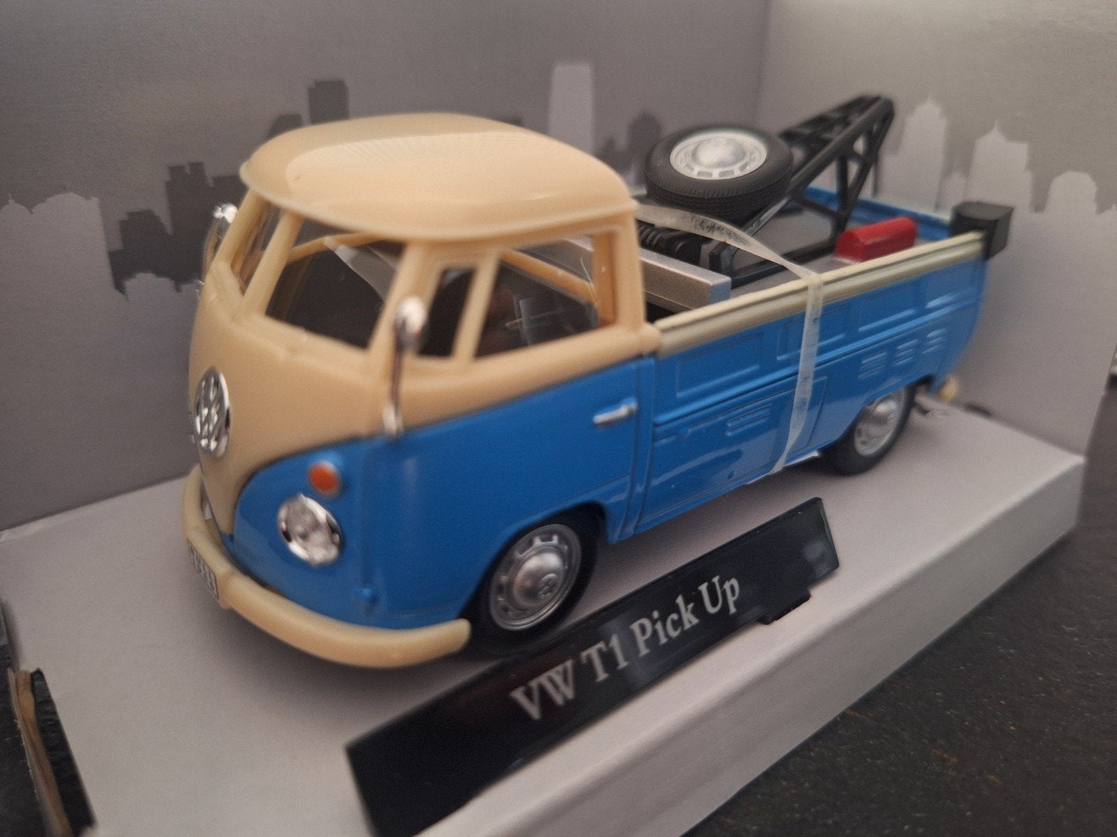 Volkswagen T1 Pick-up Tow Truck Schaal 1:43, Overige merken, Auto, Nieuw, Cararama