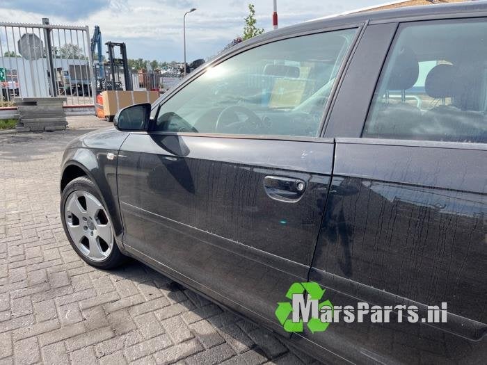 Portier 2Deurs links van een Audi A3 (LY9B), Gebruikt, -, Deur, -