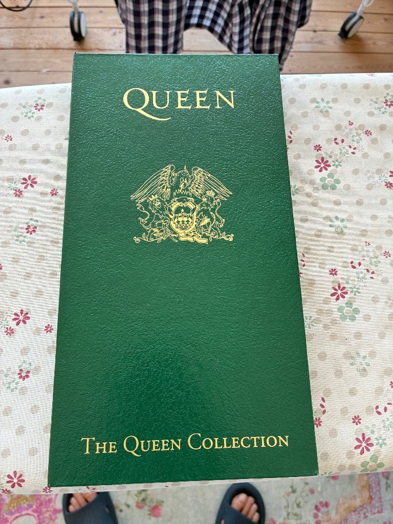 Speciale editie van Queen met 3 CD., Rock, Ophalen of Verzenden, Zo goed als nieuw, Verzamelalbum