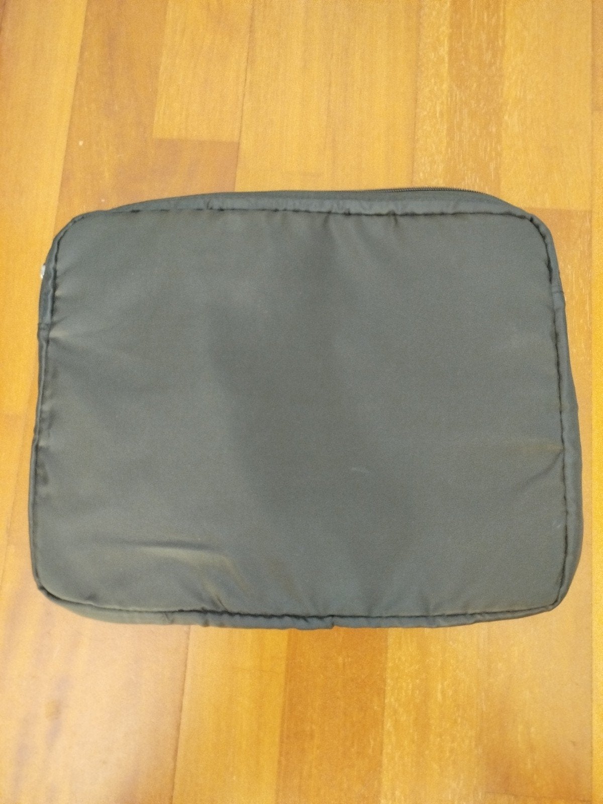 Zwarte Tablet Hoes 23 x 32 cm, Ophalen of Verzenden
