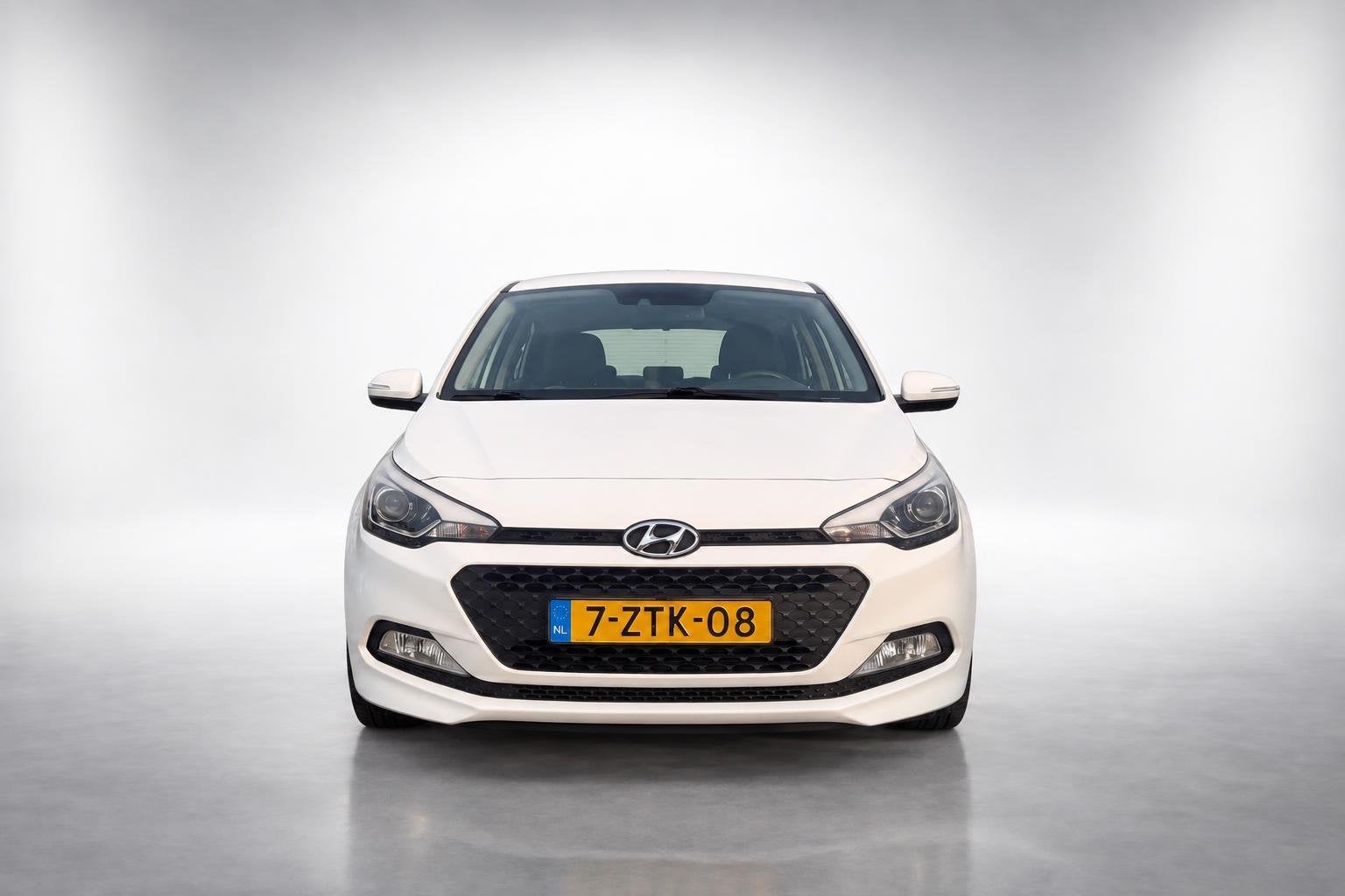 Hyundai I20 1.2 HP i-Motion |lane assist|clima|nieuwe kettin, Auto's, Xenon verlichting, Euro 6, 4 cilinders, Wit