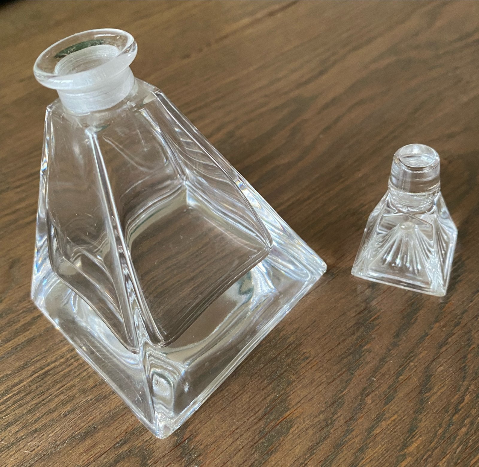 Vintage Glazen flesje met Stop - Piramidevormig, Ophalen of Verzenden