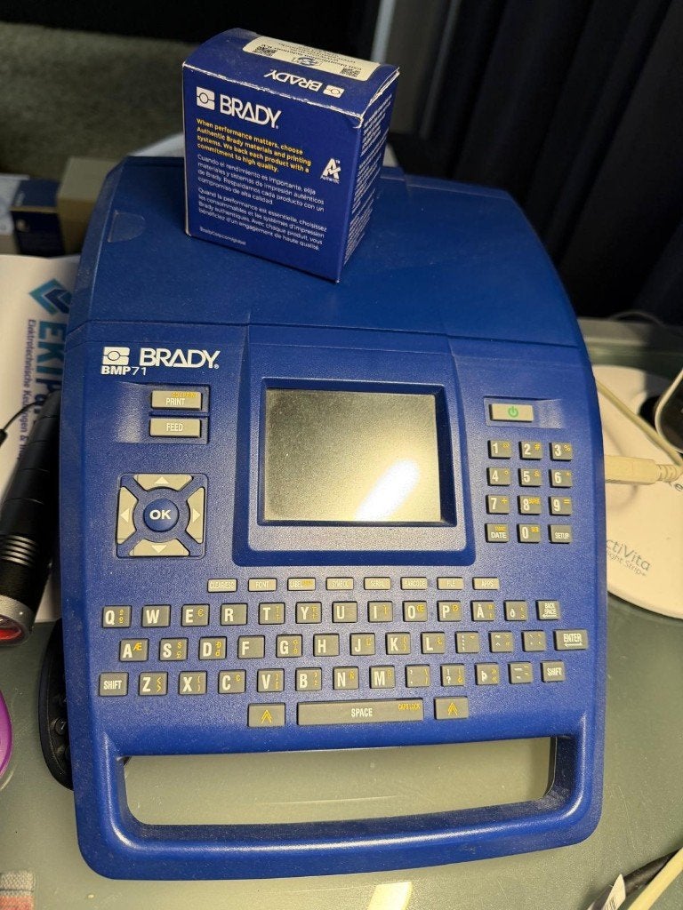 Brady Labelprinter BMP 71, Computers en Software, Qwerty, Ophalen of Verzenden, Zo goed als nieuw, Brady