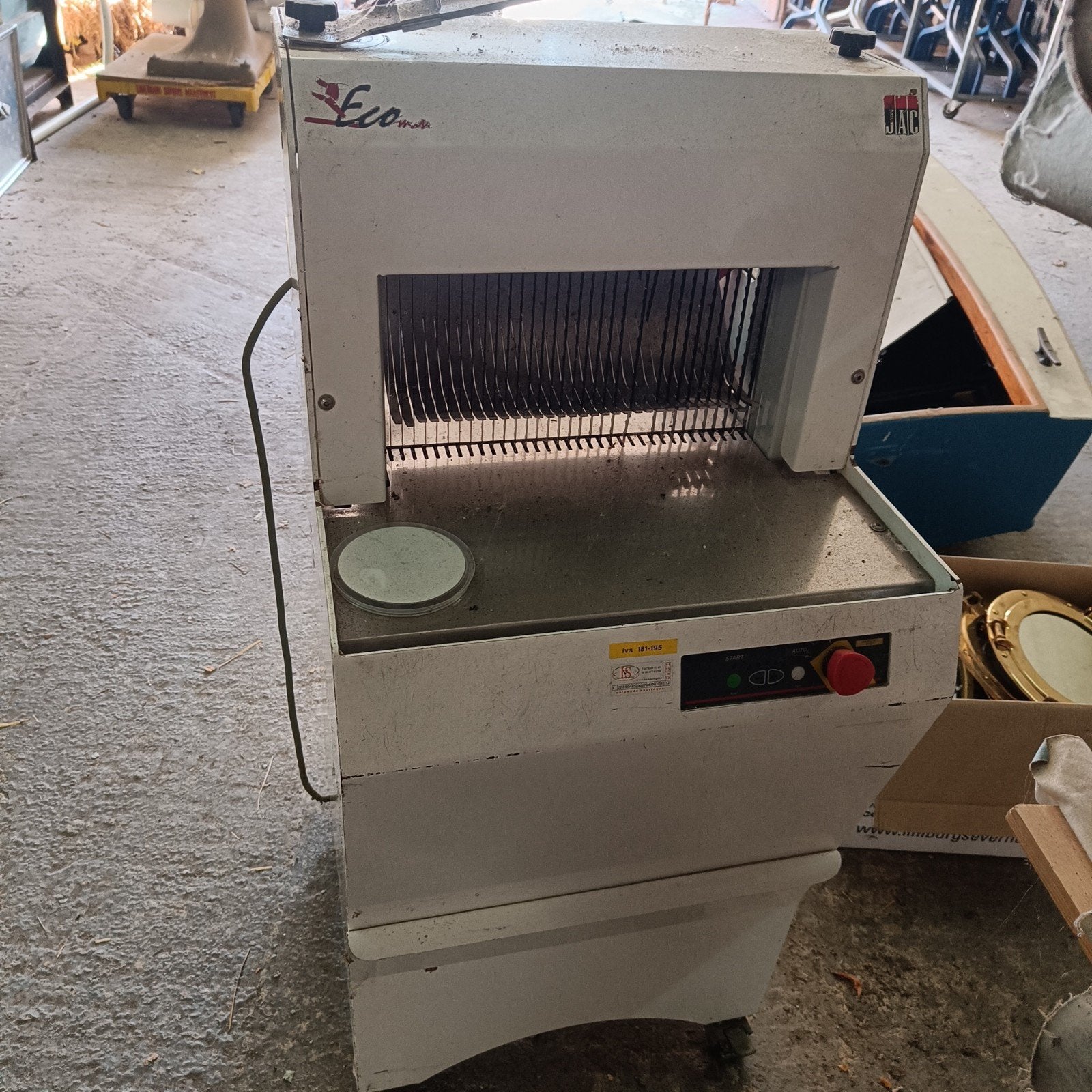 Professionele Broodsnijmachine - Globe International, Ophalen