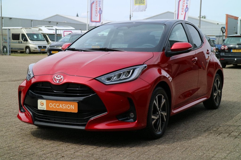 Toyota Yaris 1.5 Hybrid 115 Dynamic | Camera | Als nieuw! |, Gebruikt, 1490 cc, Bedrijf, Hybride Elektrisch/Benzine