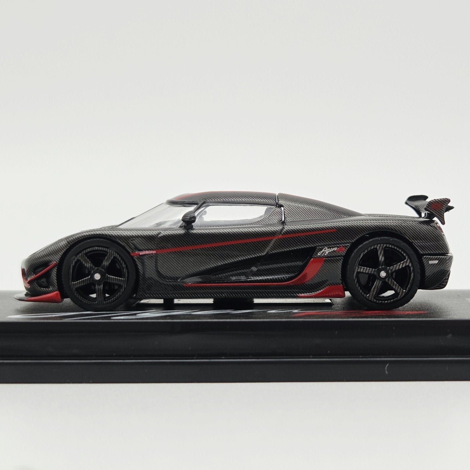 Tarmac Koenigsegg Agera RS, black carbon fiber/red, Mymodelcar@outlook.com, Auto, Tarmac, Ophalen of Verzenden