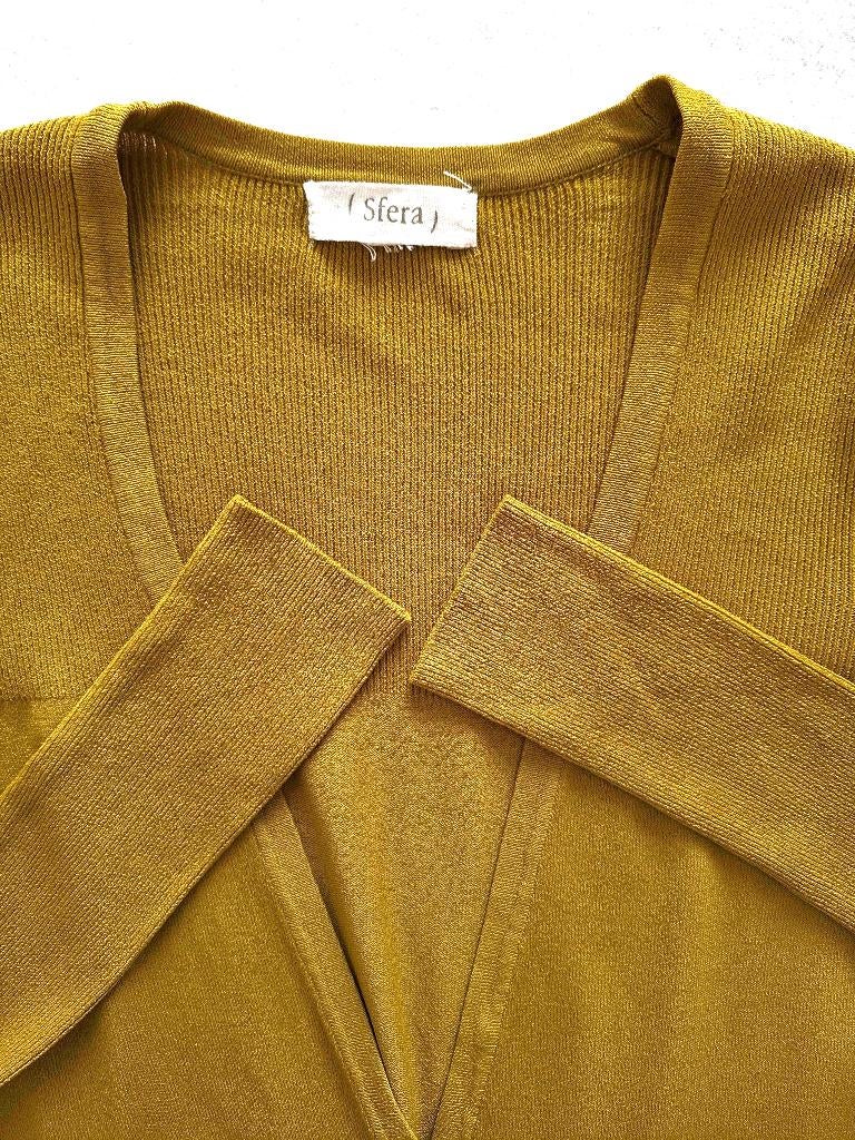 Vestje in mosterd kleur - Maat XS - S, Ophalen of Verzenden, Zo goed als nieuw, Maat 36 (S), Overige kleuren