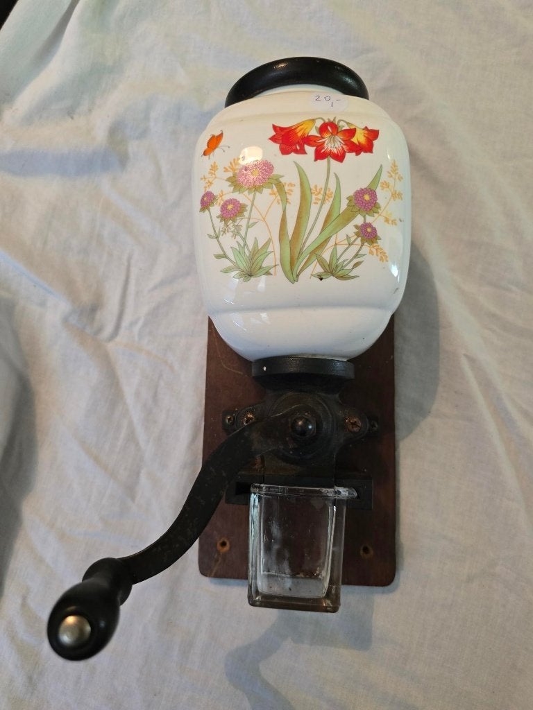 Vintage wandkoffiemolen, Antiek en Kunst, Antiek | Keukenbenodigdheden, Ophalen of Verzenden