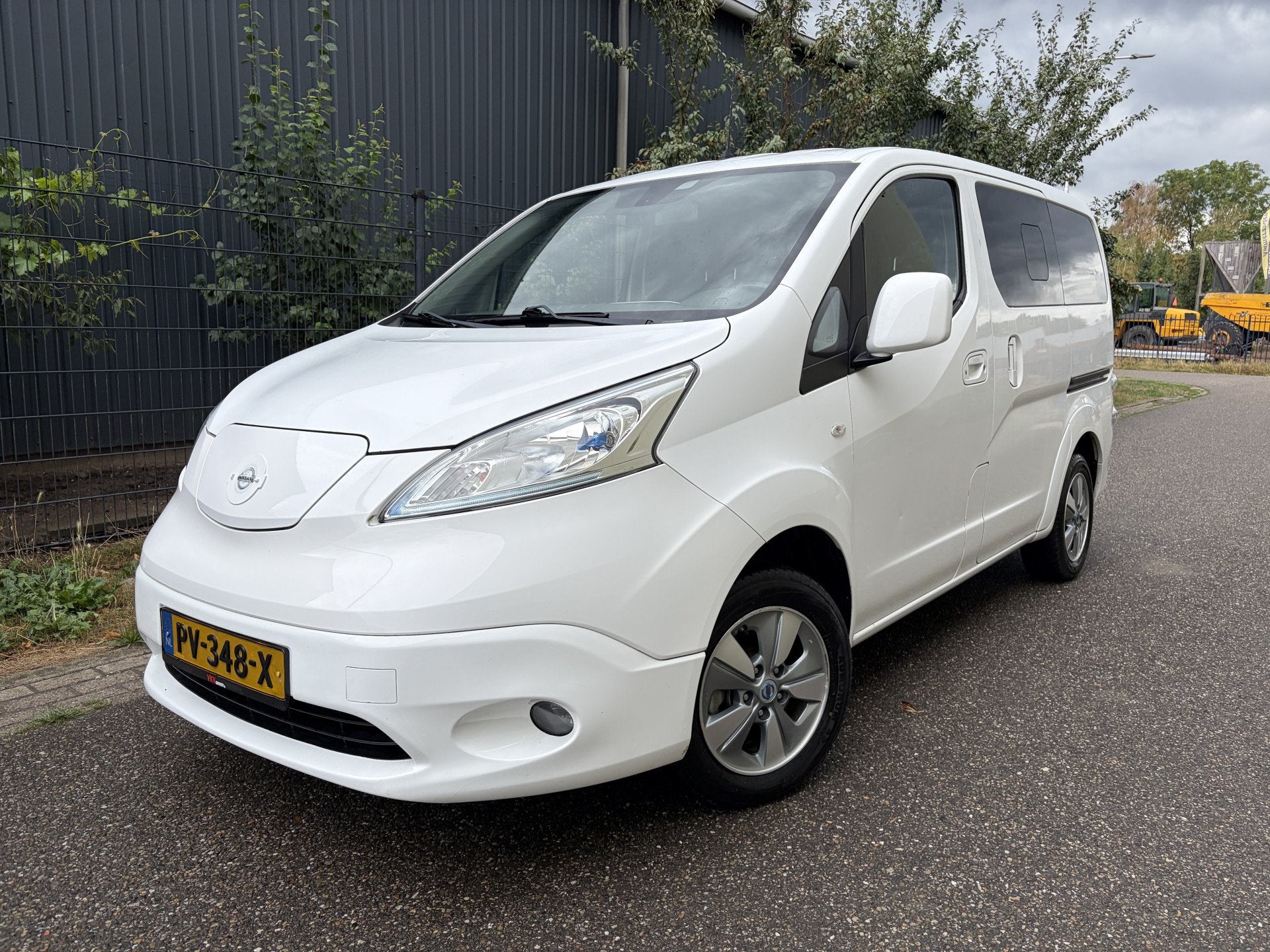 Nissan e-NV200 Evalia Connect Edition / AUTOMAAT / NAVI / AI, Auto's, Nissan, Gebruikt, 1514 kg, Wit, Origineel Nederlands