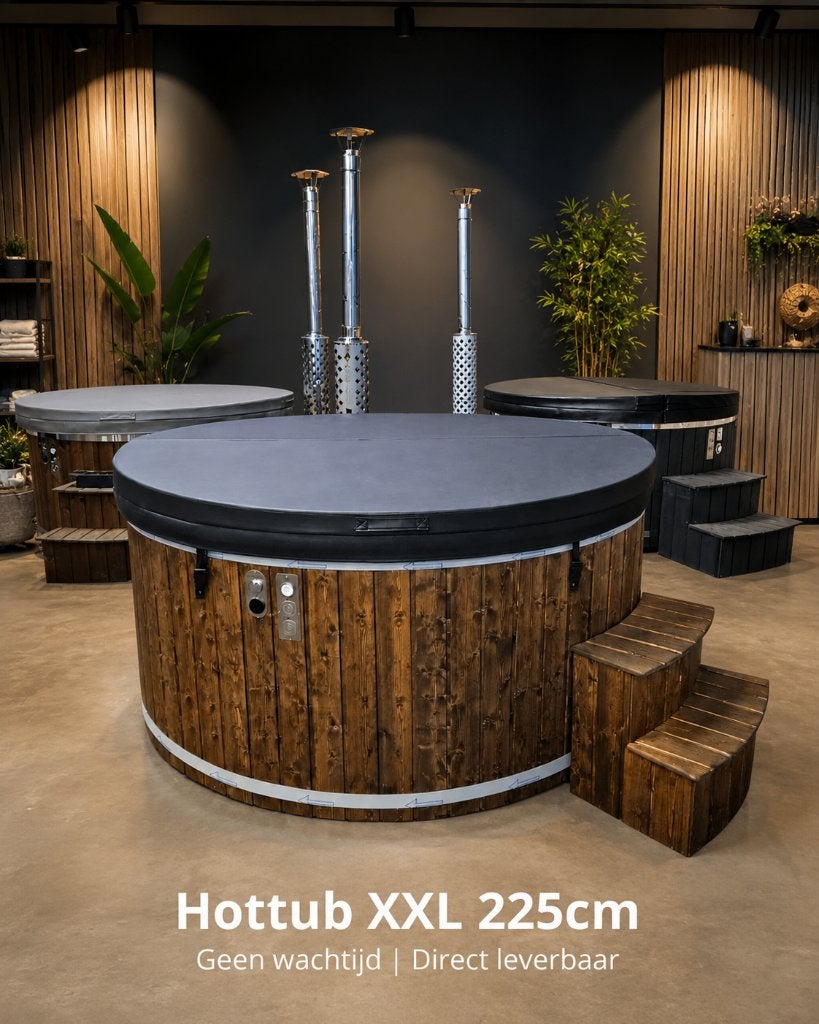 DIRECT LEVERBAAR – XXL Hottub 225cm met geïntegreerde kachel, Ophalen, Nieuw, Trap