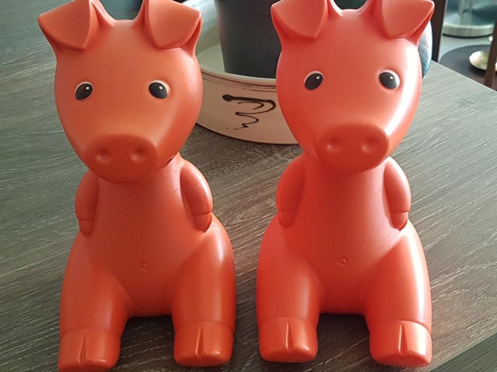 Ikea Monika Mulder Spaarvarkens (set van 2), Ophalen of Verzenden, Gebruikt, Kunststof, Dier