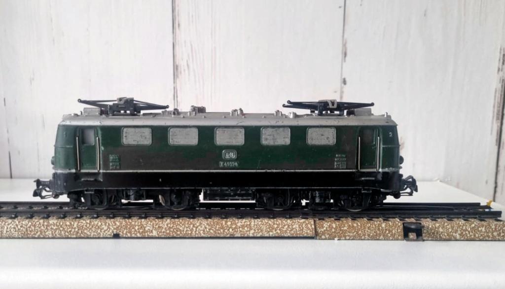 Marklin Locomotief *GEHEEL VAN METAAL* in perfecte staat, Wisselstroom, Gebruikt, Wagon, Ophalen of Verzenden