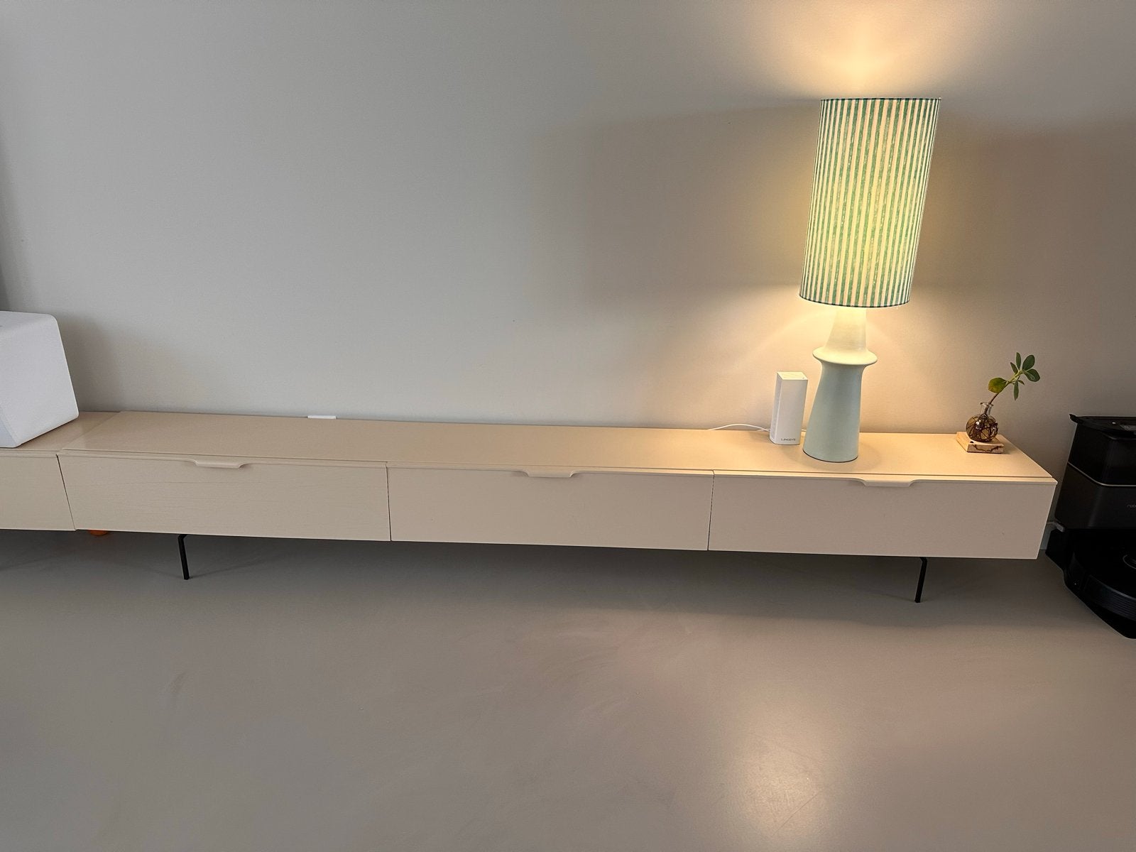 HKLiving VTWonen TV-meubel / TV kast 250cm Wood Grain, Huis en Inrichting, Kasten | Televisiemeubels, Ophalen, Gebruikt, 200 cm of meer
