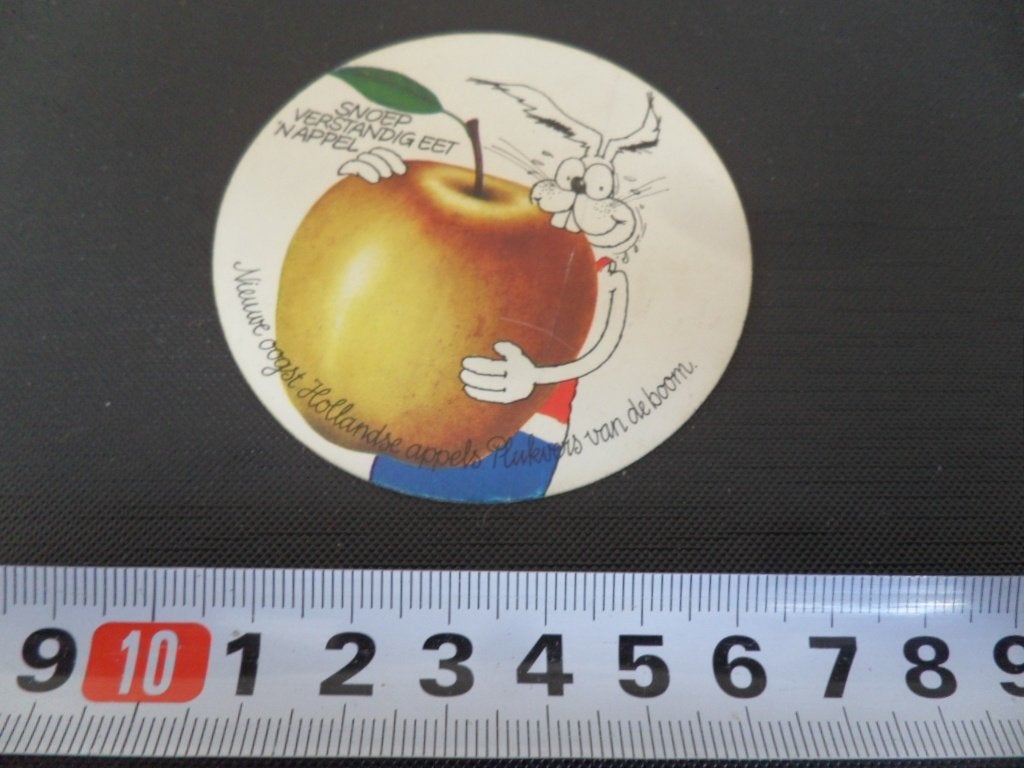 sticker Snoep verstandig eet 'n appel konijn strip, Ophalen, Zo goed als nieuw