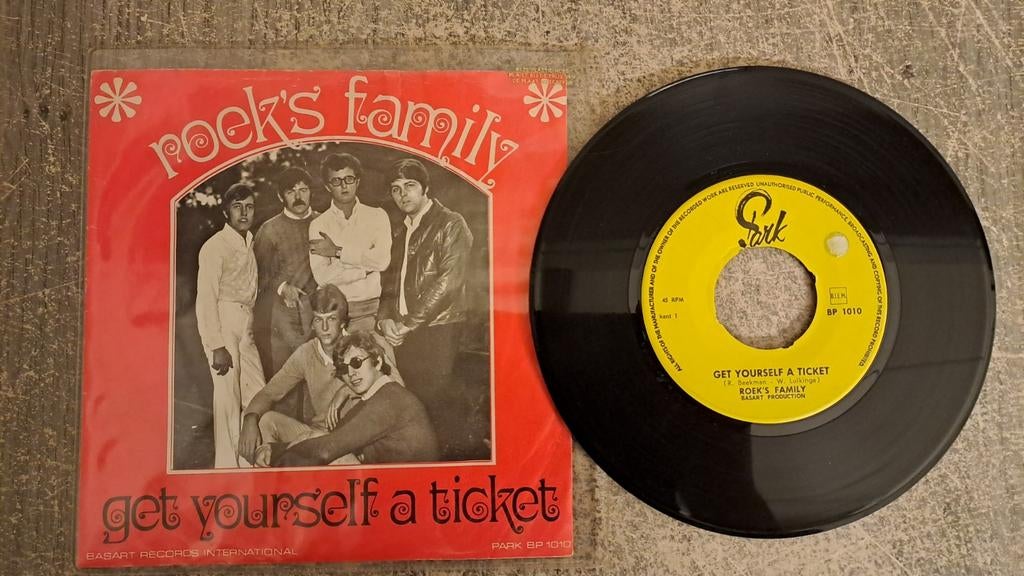 Roek's family  - get yourself a ticket, Fotohoes, Ophalen of Verzenden, Gebruikt, Pop