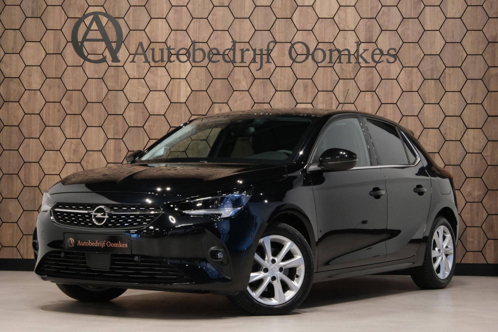 Opel Corsa 1.2 Level 3 *24.176km* AUTOMAAT |Carplay/Camera/L, Automaat, Gebruikt, 1199 cc, Zwart